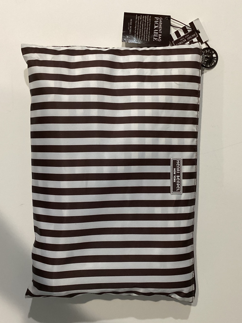 New Henri Bendel soft Packable Garment Bag